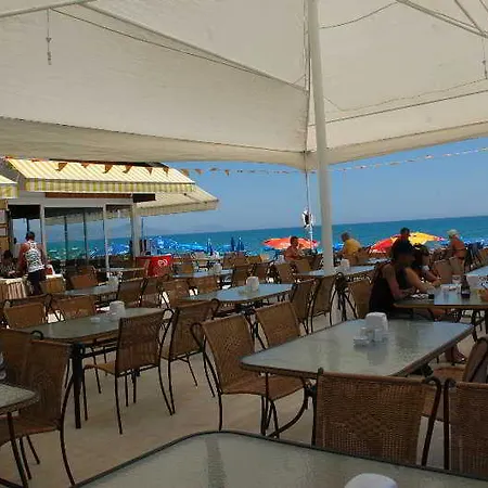 Best Beach Hotel 호텔 알란야